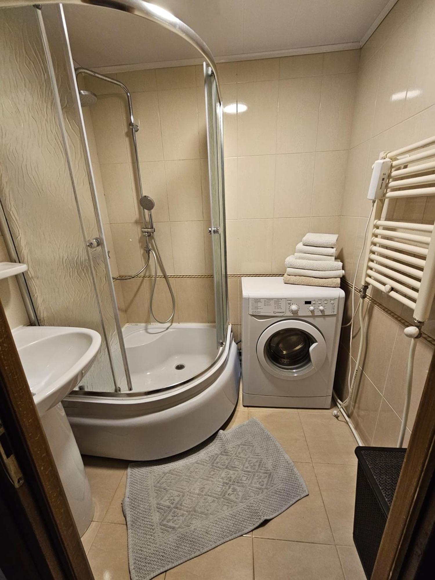 Apartament 2 Bedrooms, Botanica Chişinău Extérieur photo