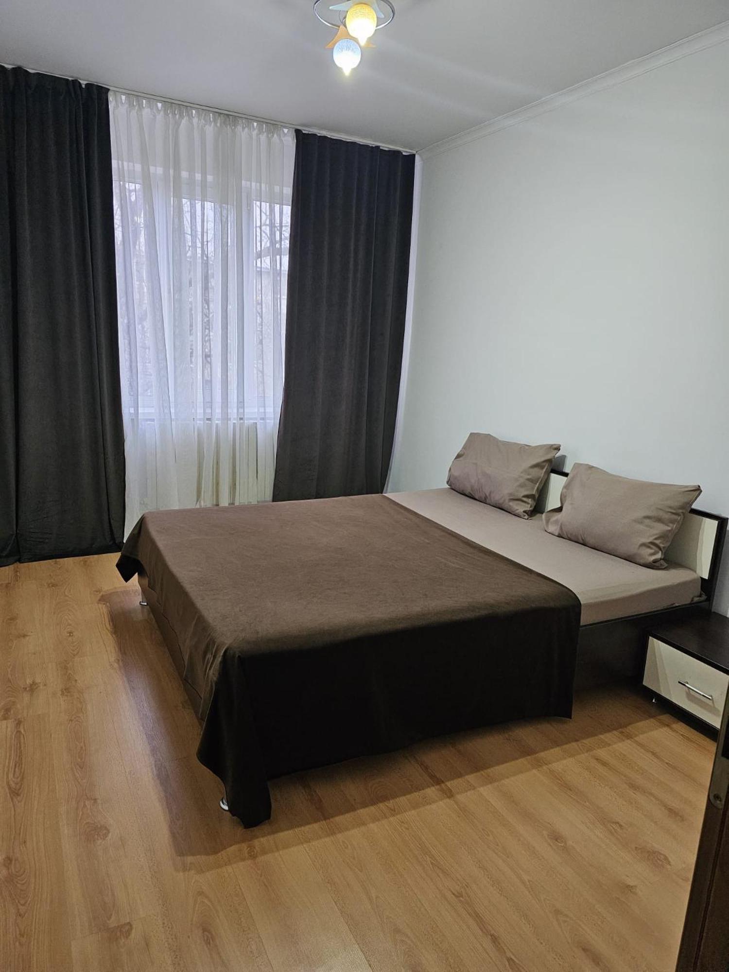 Apartament 2 Bedrooms, Botanica Chişinău Extérieur photo