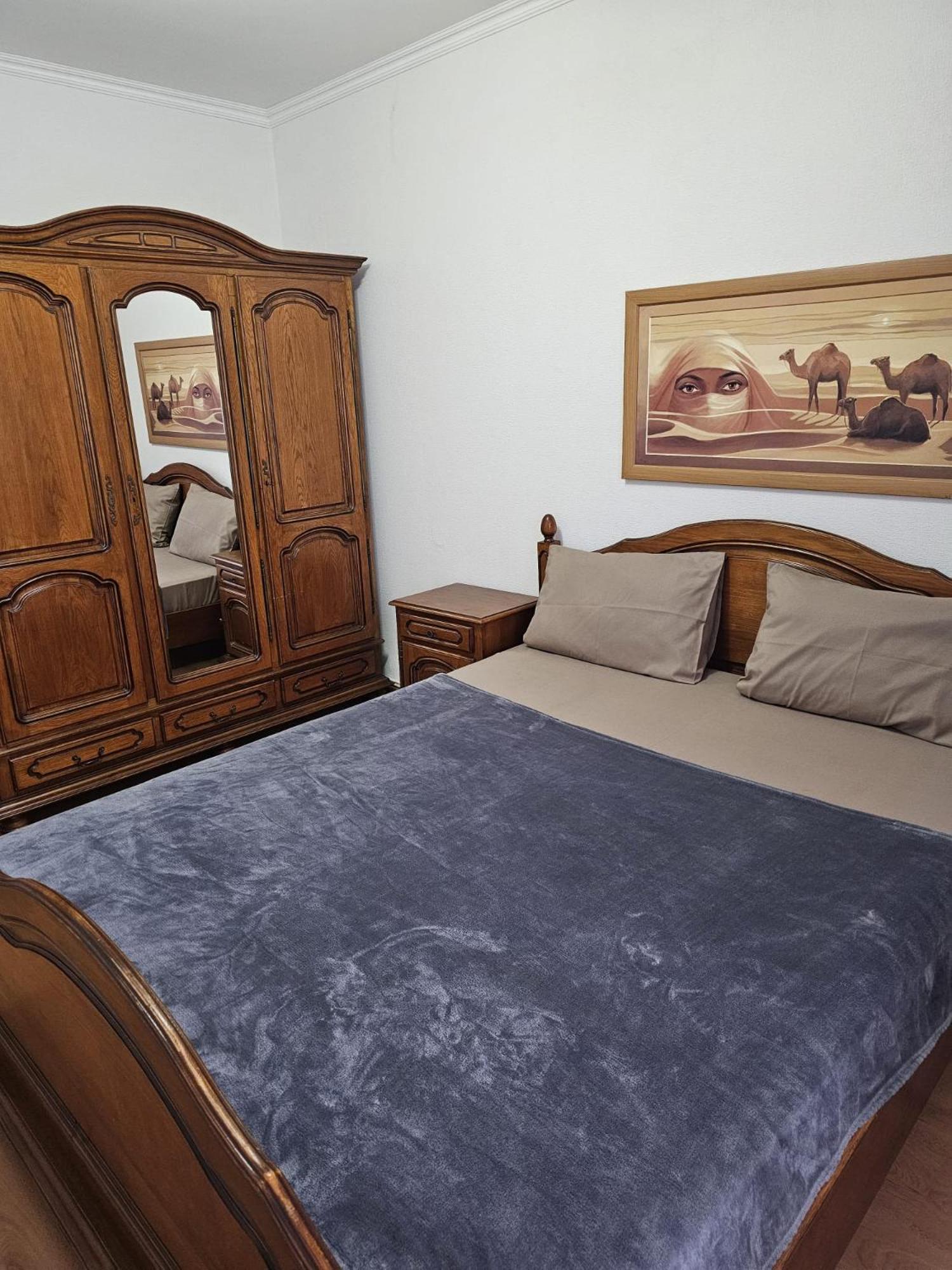 Apartament 2 Bedrooms, Botanica Chişinău Extérieur photo