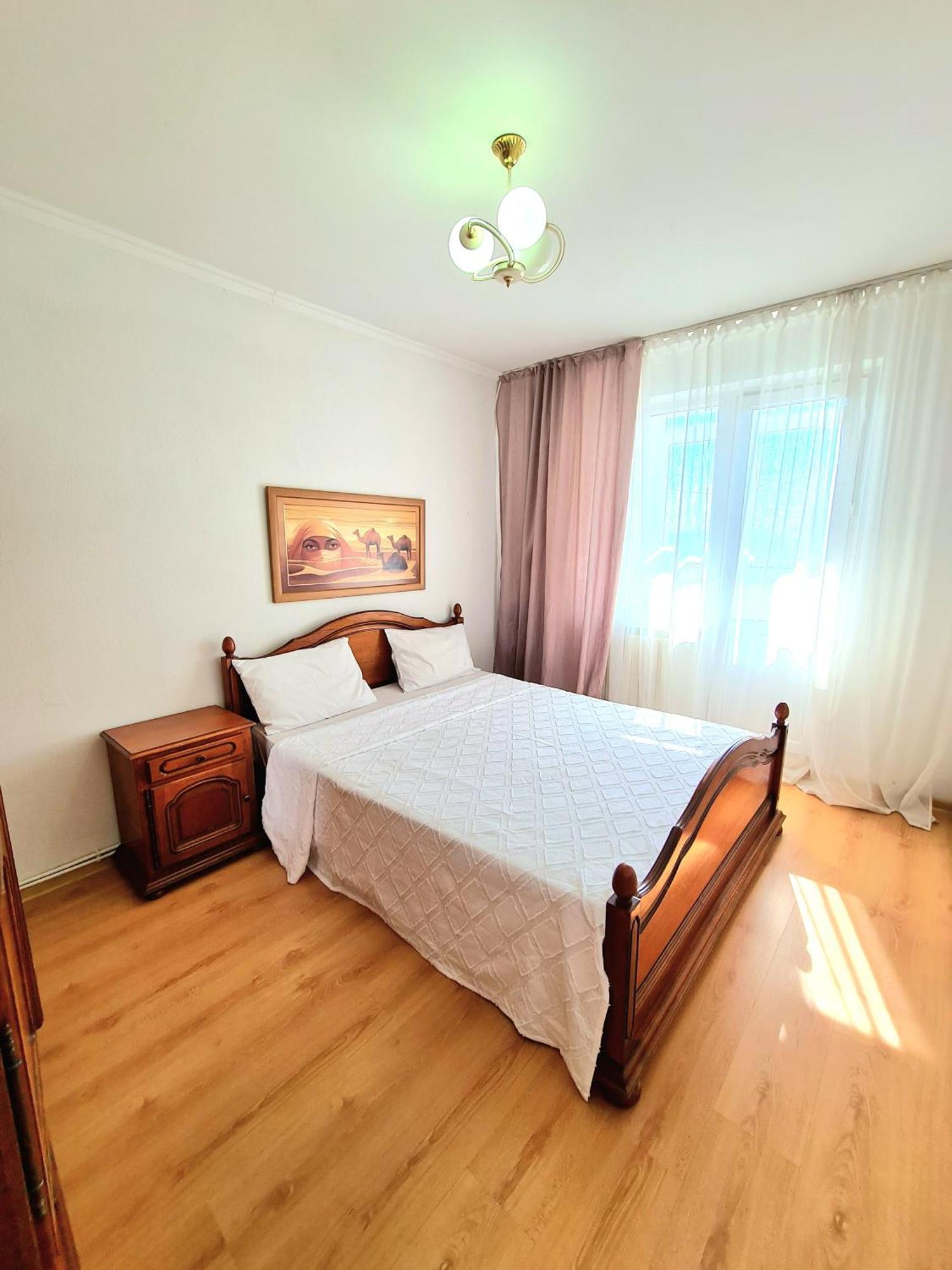 Apartament 2 Bedrooms, Botanica Chişinău Extérieur photo